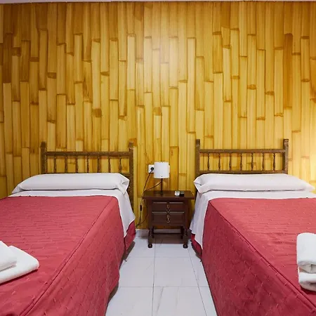 Virgen De Reyes Hotel